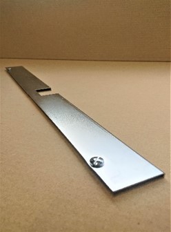 鉄製板金（板厚1.2mm）